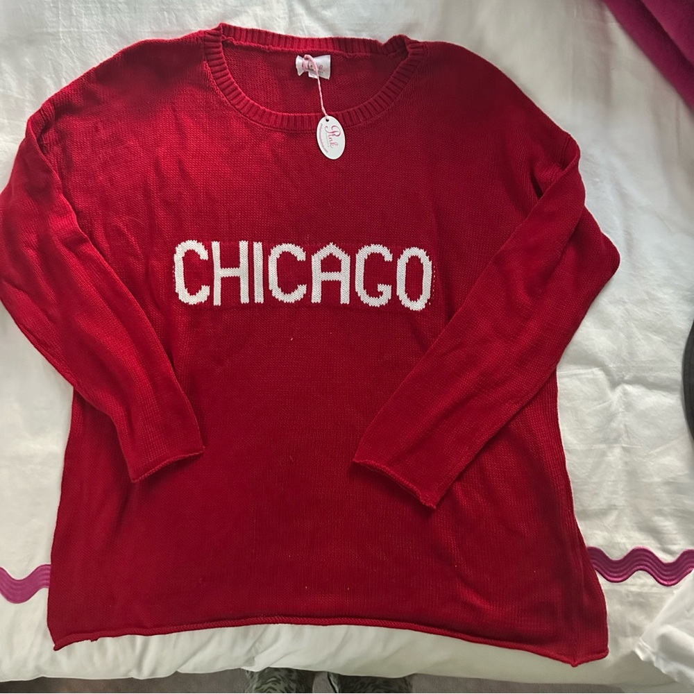 NWT - CHICAGO SWEATER